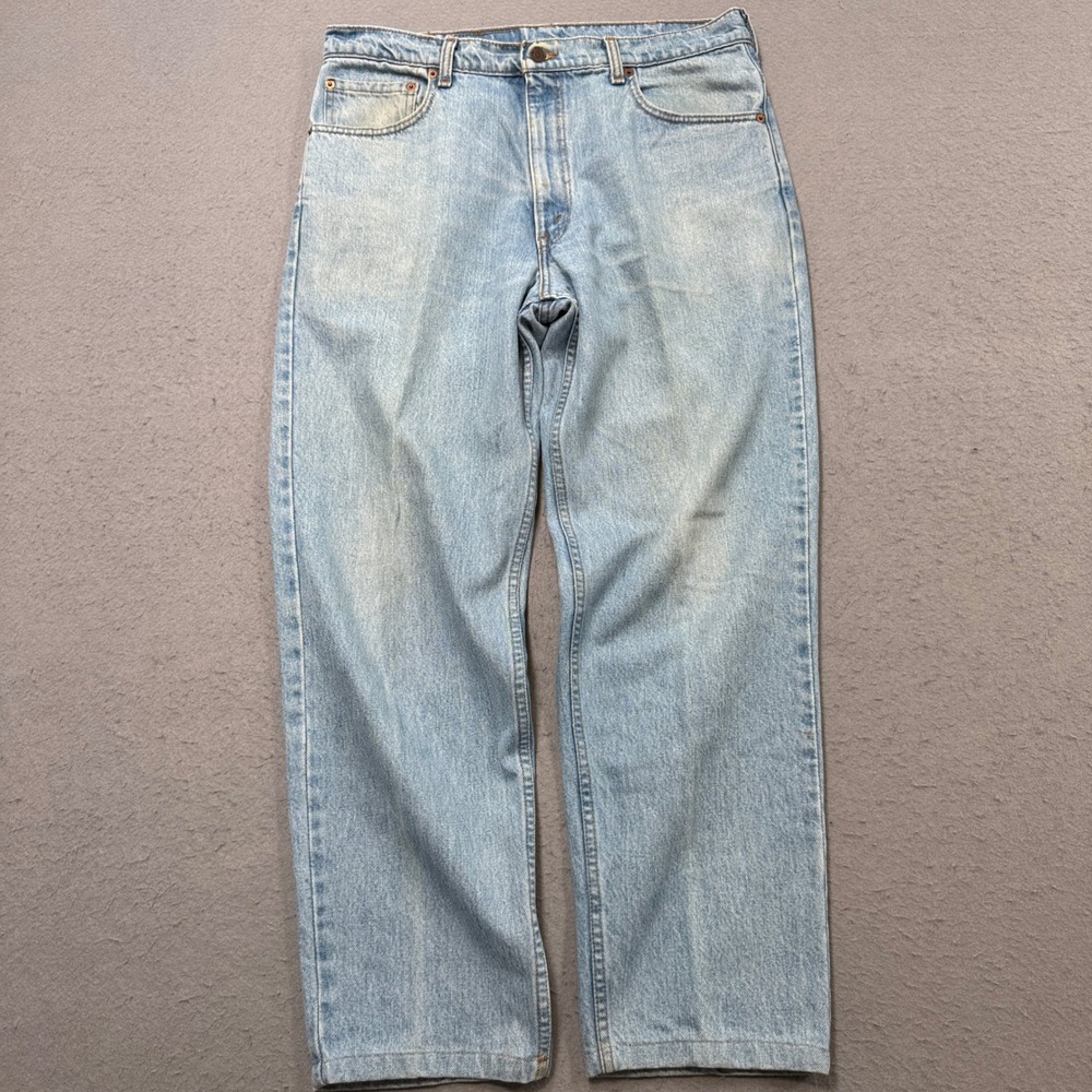 Y2K Levi's 550 Jeans Men's 36x30 Blue Light Wash Denim Relaxed Fit Tapered Leg